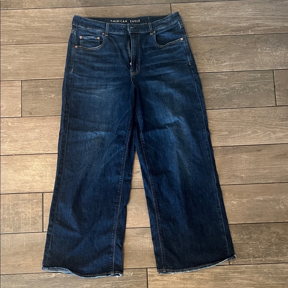 American Eagle Super High-Rise Baggy Wide Leg Jeans in Dark Wash